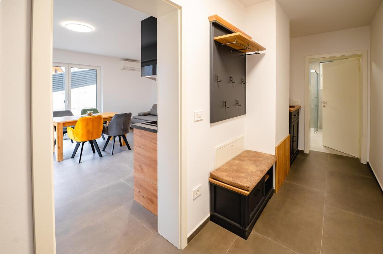 Apartments Luxury Ad Jesenice Exterior foto