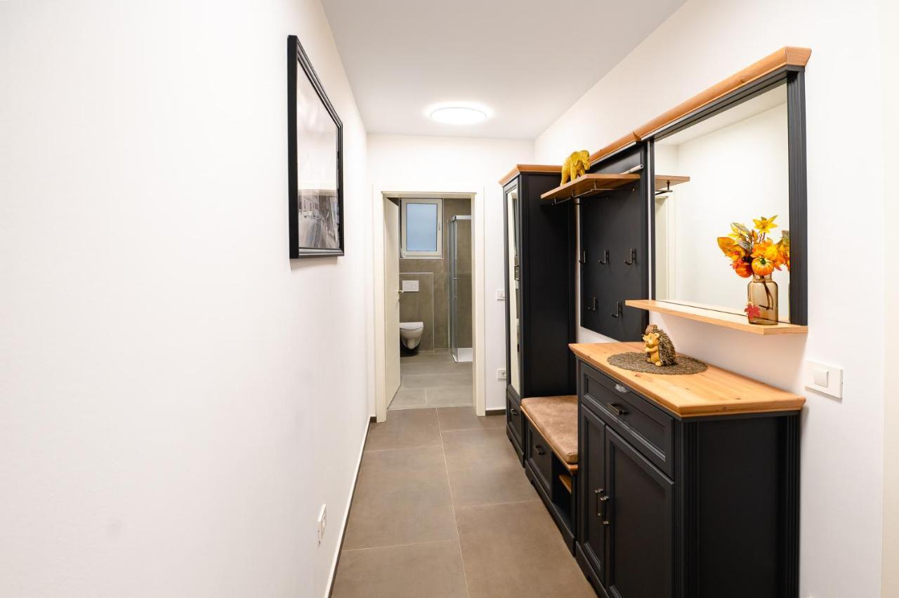 Apartments Luxury Ad Jesenice Exterior foto